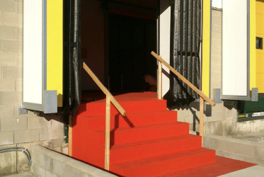 Inauguración del muelle frigorífico de DHL